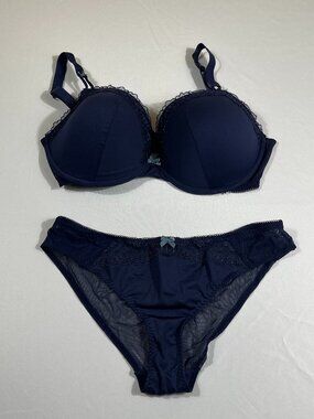 Marks & Spencer Navy Blue Lace Trim Bra & Panty Lingerie Set 36DD / UK 14